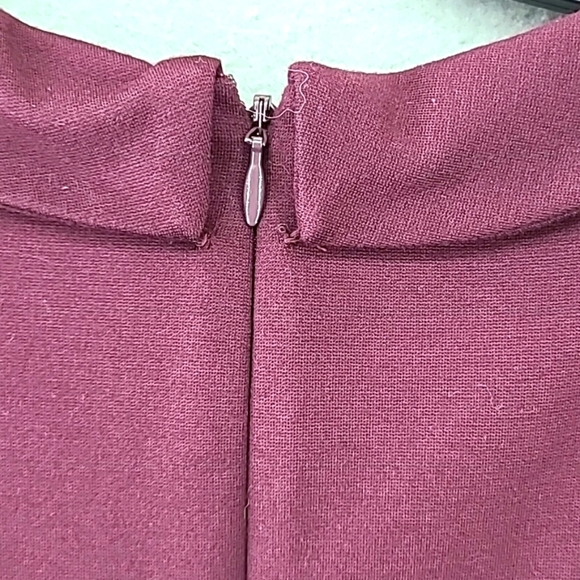 TALBOTS Women's Long Sleeve Collared Burgundy Sheath Dress - Size 2 - Picture 5 of 12